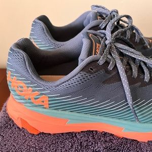 Hoka Torrent 2 Running Shoes W9 Barely Worn